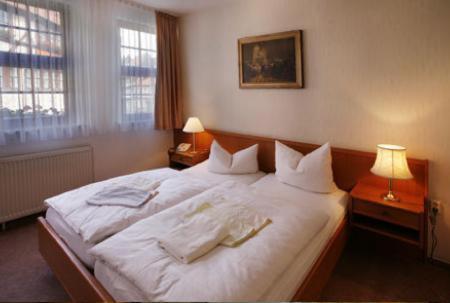 Hotel Zum Kanzler Stolberg  Экстерьер фото